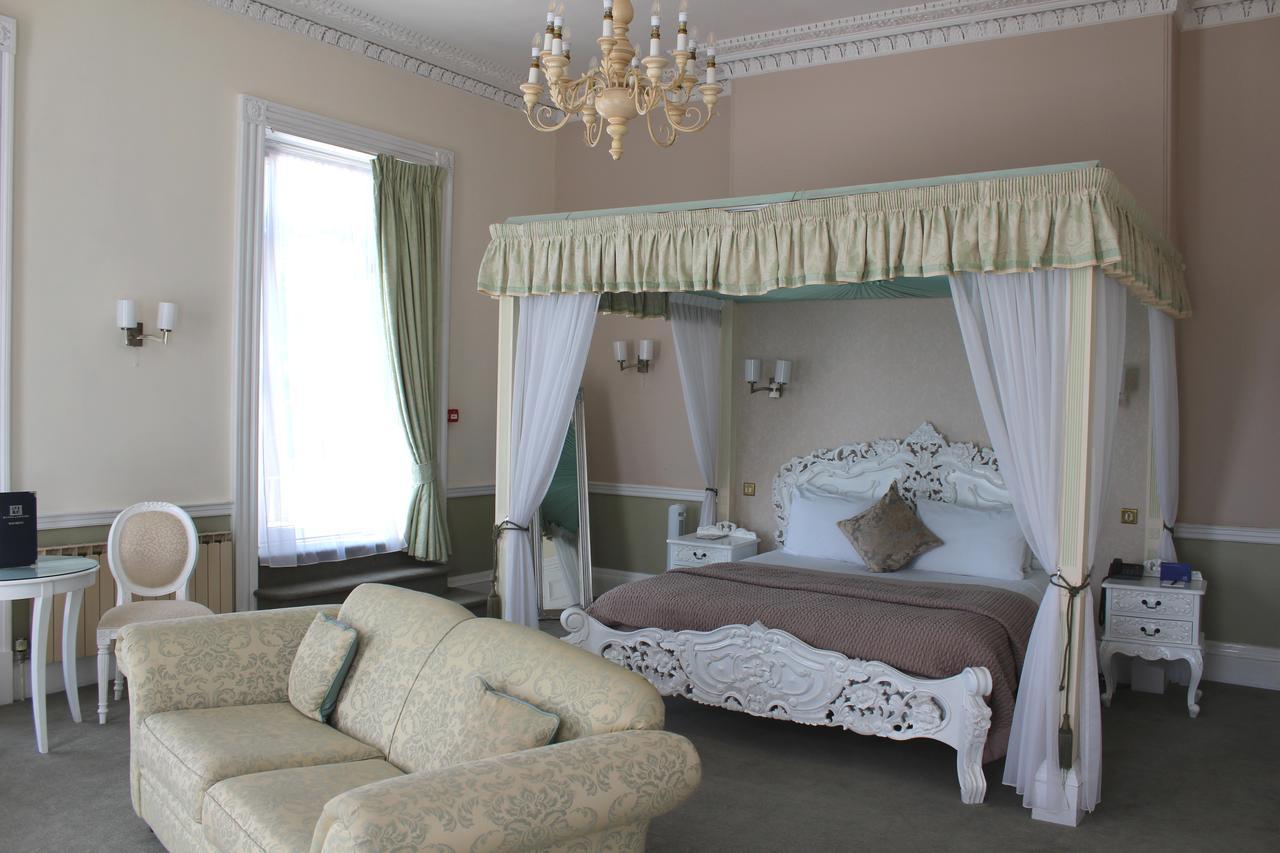 Manor Of Groves Hotel, Golf & Health Club Собриджворт Экстерьер фото