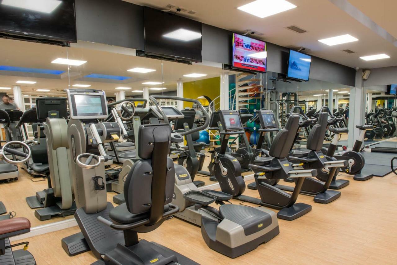 Manor Of Groves Hotel, Golf & Health Club Собриджворт Экстерьер фото
